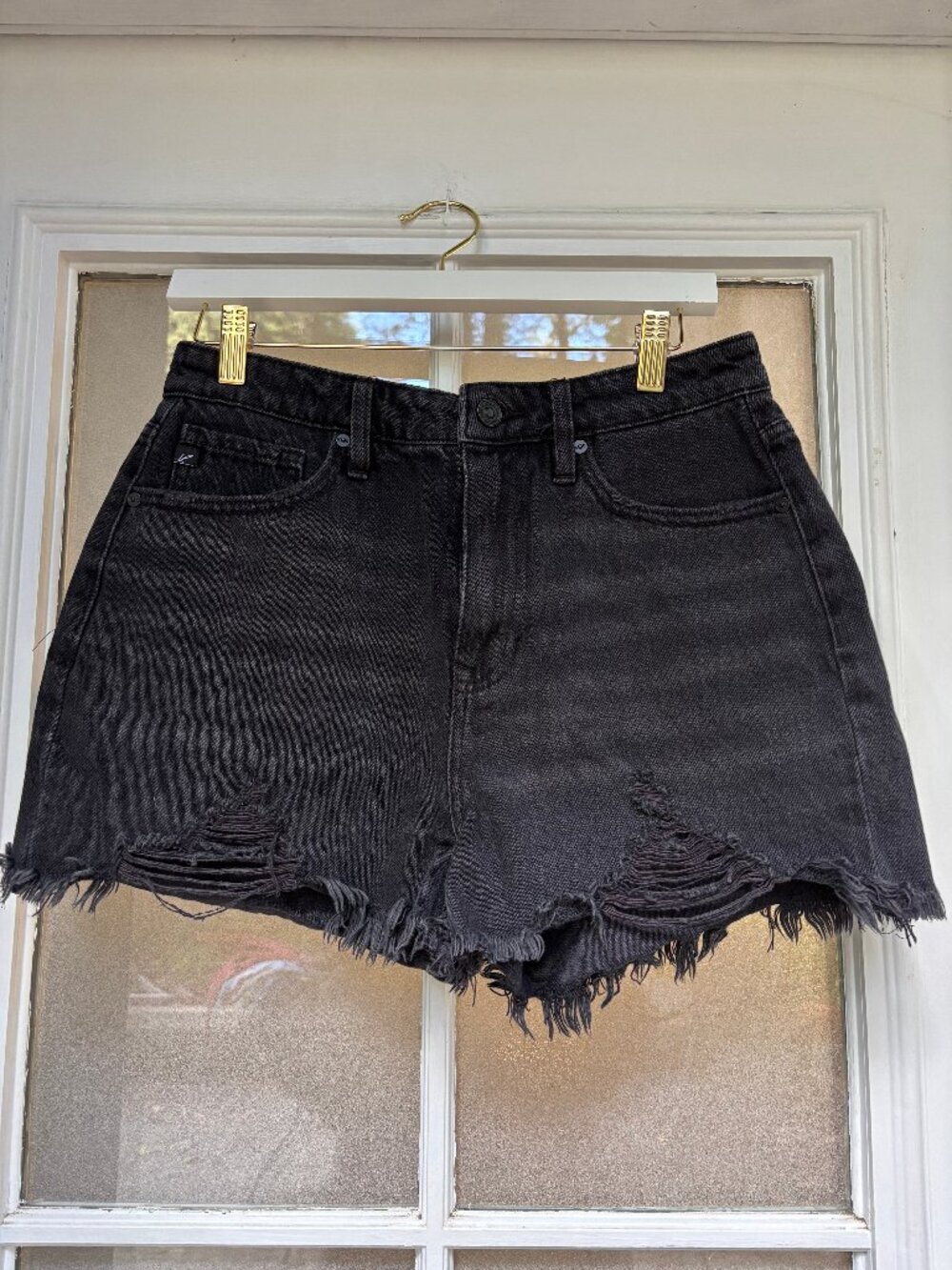 KanCan Black Distressed Denim Shorts – Size 7/27 – High Rise Raw Hem